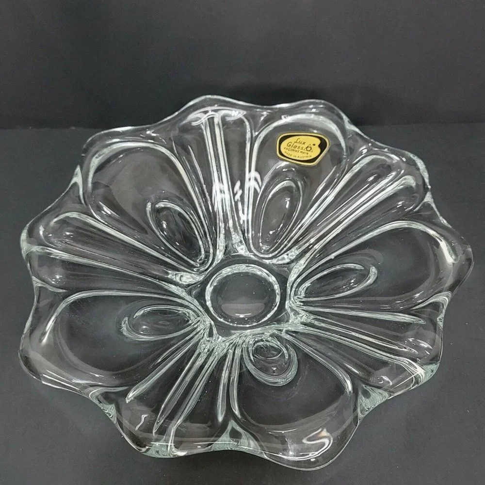 Lux Glass Austria Clear Scalloped Crystal Fruit‎ Bowl Hand Fashioned Art Glass